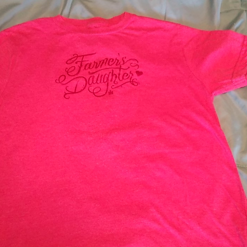 Farmer's Daughter Tee